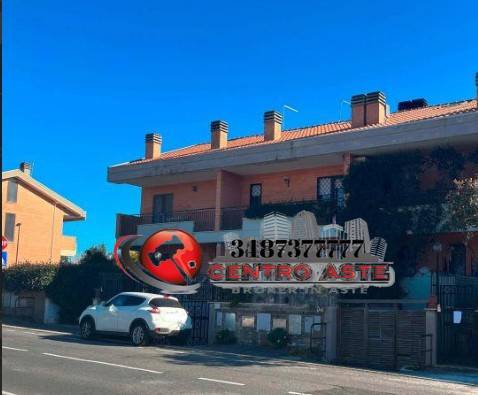 casa indipendente in vendita a Roma in zona Cesano