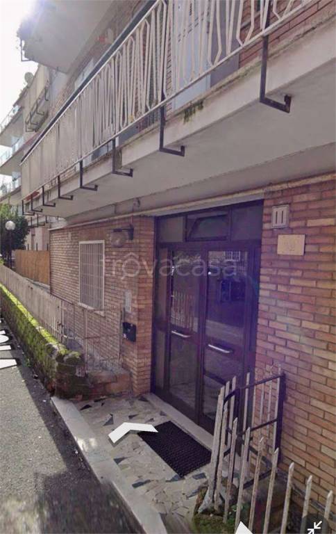 appartamento in vendita a Roma in zona Labaro