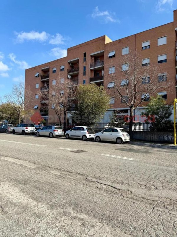 appartamento in vendita a Roma in zona Acilia