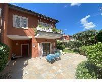 casa indipendente in vendita a Roma in zona Torrino