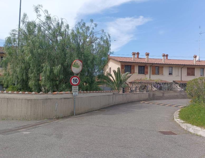 casa indipendente in vendita a Roma