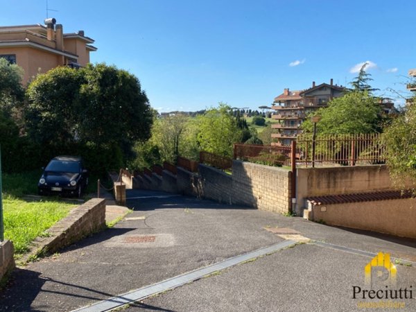 locale di sgombero in vendita a Roma