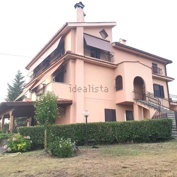 appartamento in vendita a Roma in zona Tragliatella