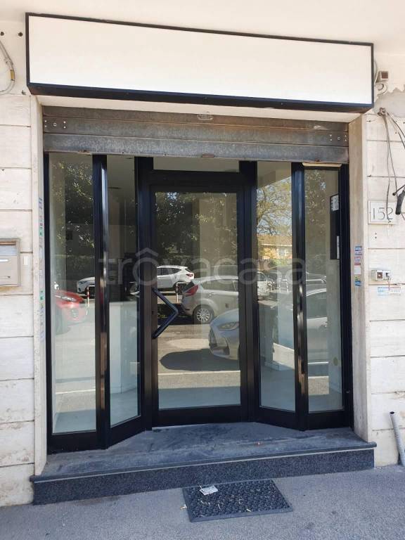 monolocale in vendita a Roma in zona Casal Morena