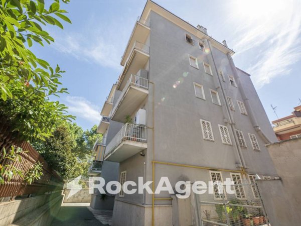 appartamento in vendita a Roma in zona Alessandrino