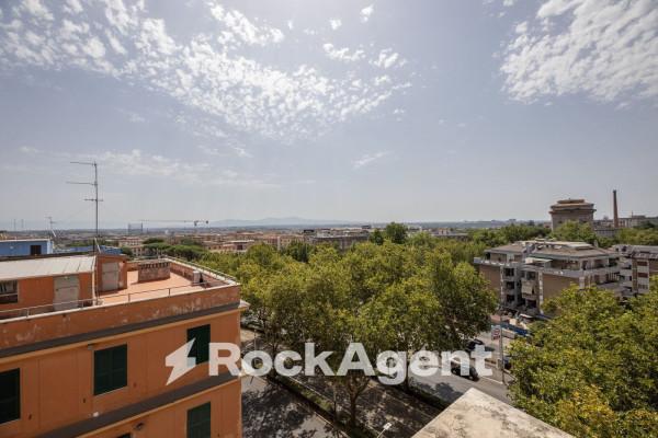 appartamento in vendita a Roma in zona Gianicolense