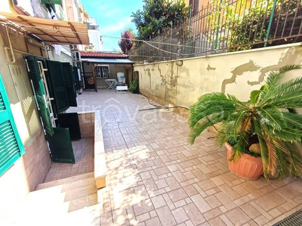 appartamento in vendita a Roma in zona Prenestino-Centocelle