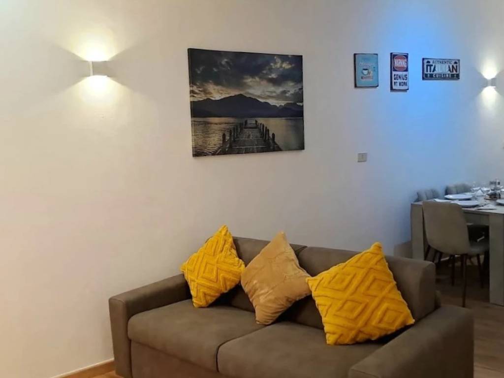 appartamento in vendita a Roma in zona Tuscolano