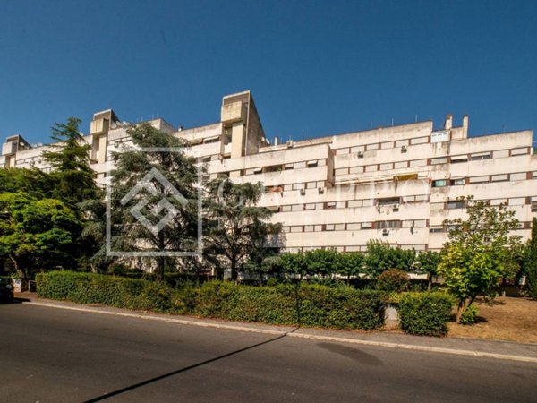 appartamento in vendita a Roma in zona Spinaceto
