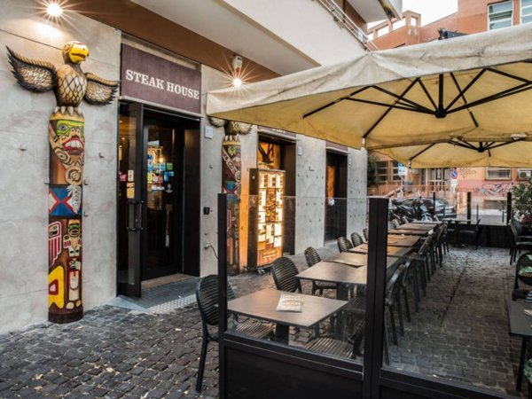 negozio in vendita a Roma in zona Tiburtino