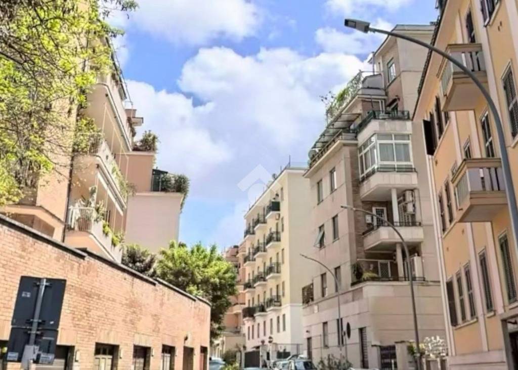 appartamento in vendita a Roma in zona Parioli