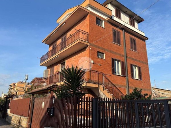 appartamento in vendita a Roma in zona Alessandrino