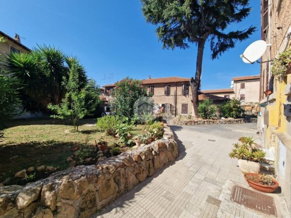 appartamento in vendita a Roma in zona Ostiense