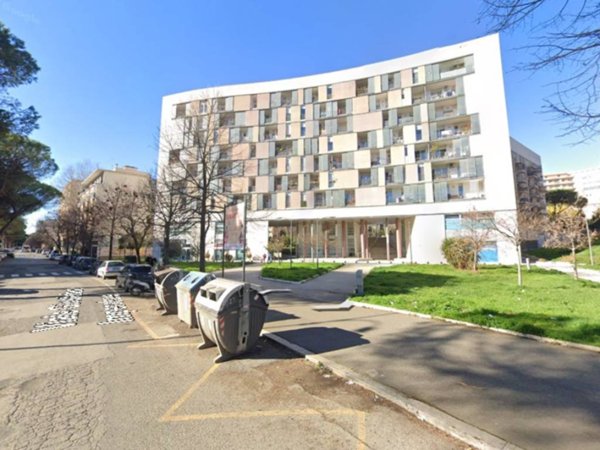 appartamento in vendita a Roma in zona Ostiense