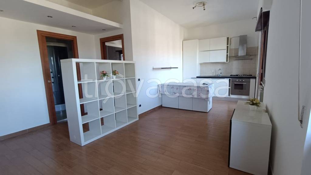 appartamento in vendita a Roma in zona Acilia