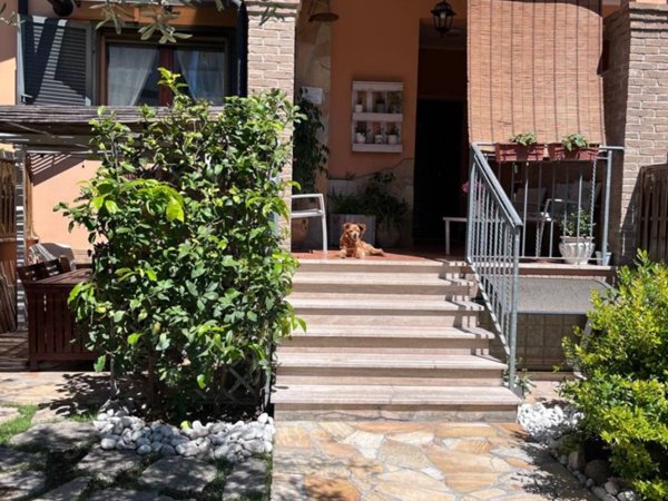 casa indipendente in vendita a Roma in zona Castelverde