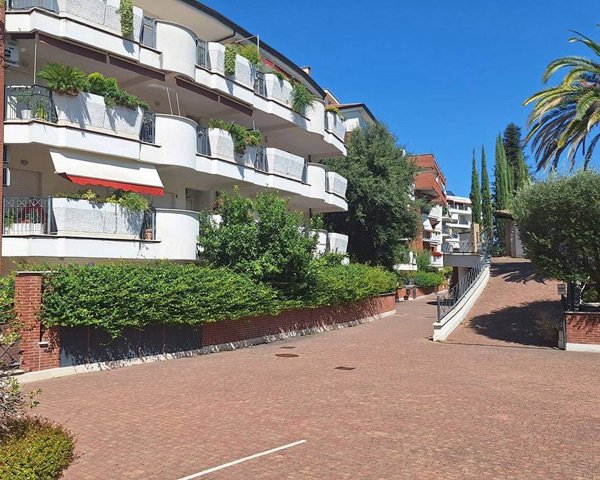 appartamento in vendita a Roma in zona Casalotti