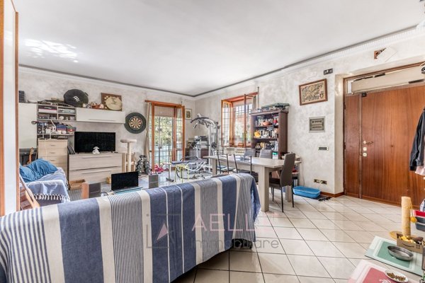 appartamento in vendita a Roma in zona Acilia