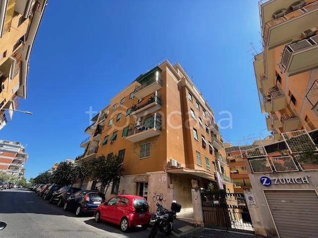 appartamento in vendita a Roma in zona Aurelio