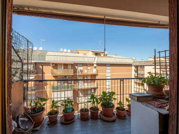 appartamento in vendita a Roma in zona Collatino