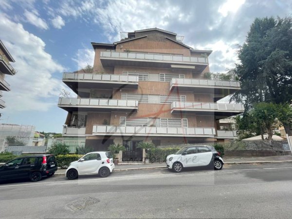 appartamento in vendita a Roma in zona Aurelio
