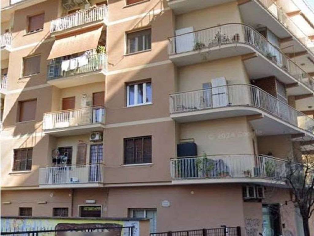 appartamento in vendita a Roma in zona Prenestino-Centocelle