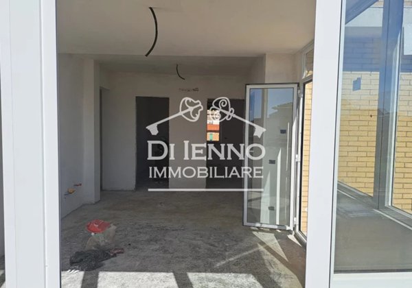 appartamento in vendita a Roma in zona Labaro