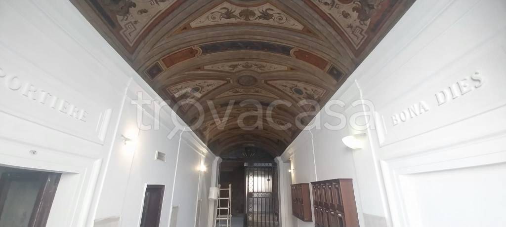 appartamento in vendita a Roma in zona Rione Regola