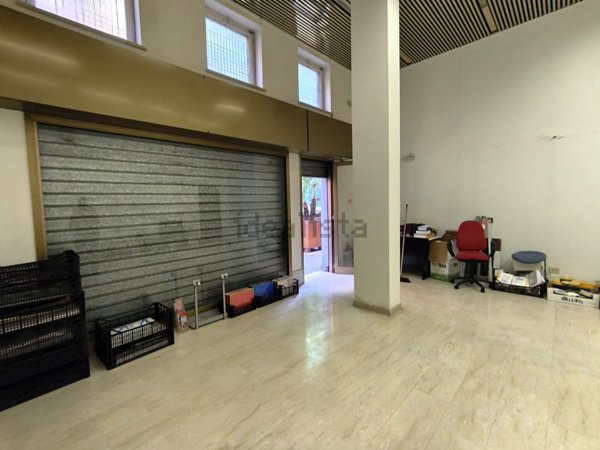 locale di sgombero in vendita a Roma in zona Ostiense