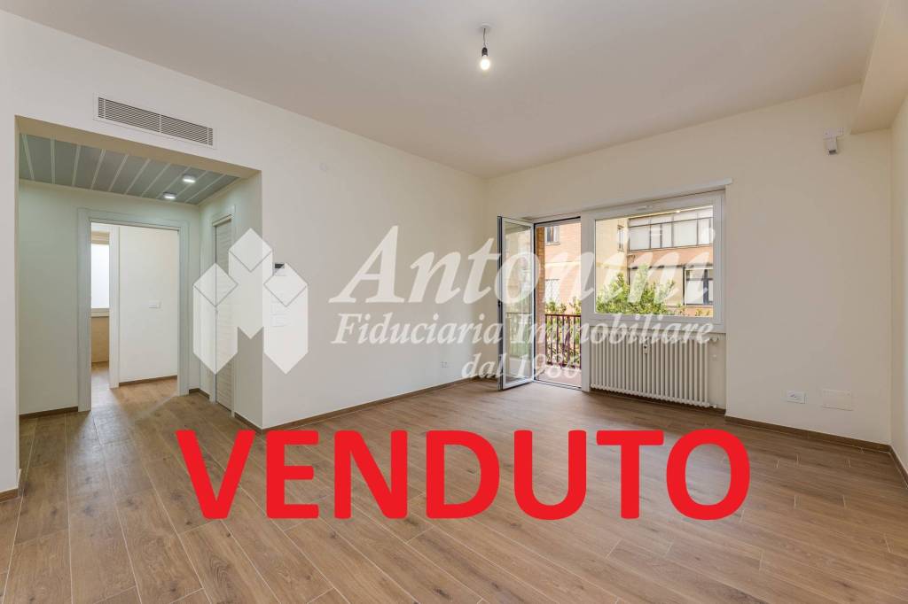 appartamento in vendita a Roma in zona Vigna Murata