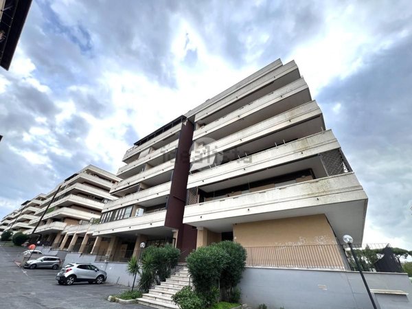 appartamento in vendita a Roma in zona Ponte di Nona