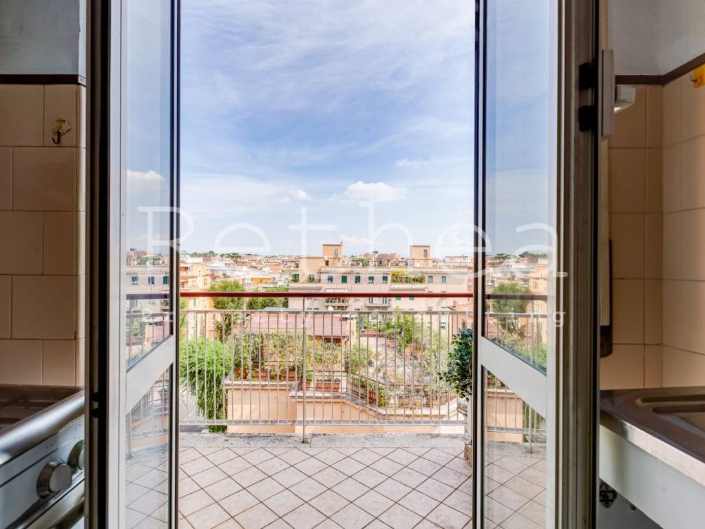 appartamento in vendita a Roma in zona Gianicolense