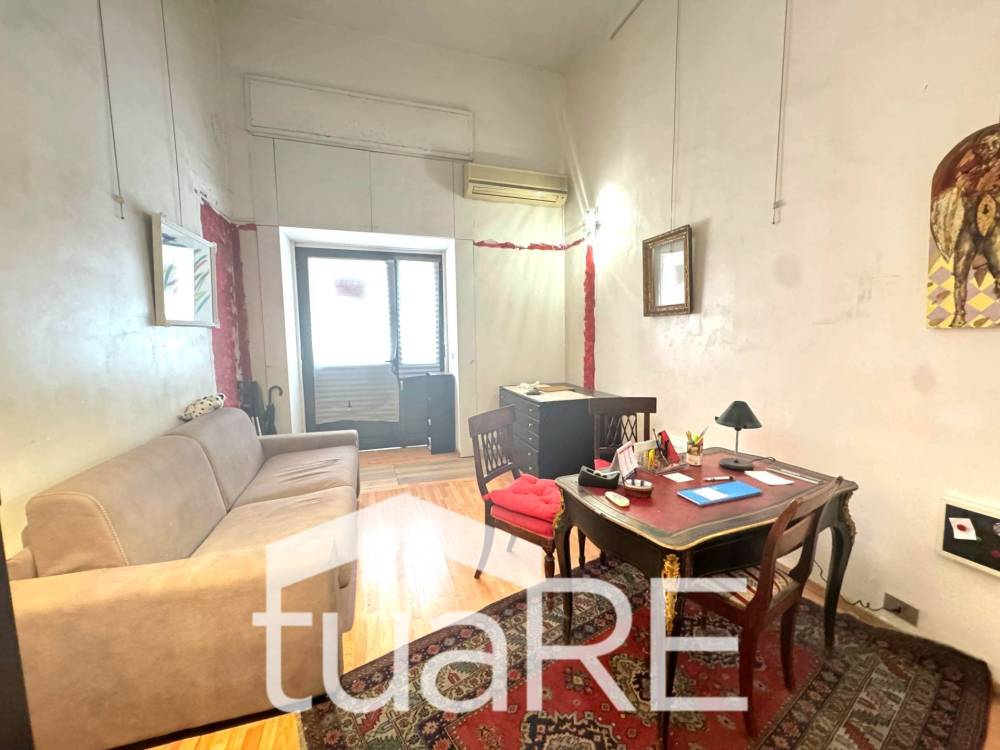 negozio in vendita a Roma in zona Rione Prati