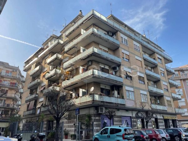 appartamento in vendita a Roma in zona Prenestino-Labicano