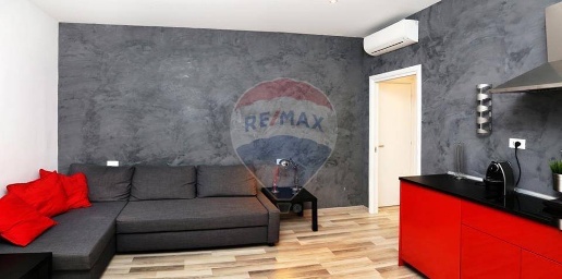 appartamento in vendita a Roma in zona Ostiense