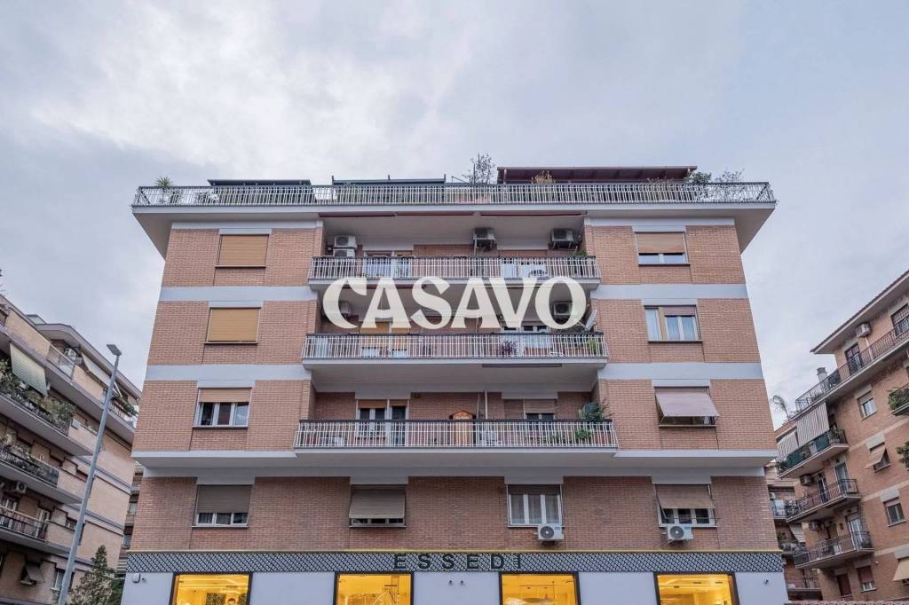 appartamento in vendita a Roma in zona Portuense