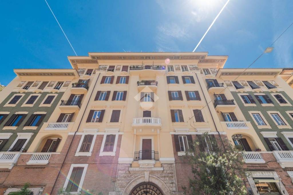 locale commerciale in vendita a Roma in zona Trieste