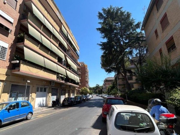 appartamento in vendita a Roma in zona Gianicolense