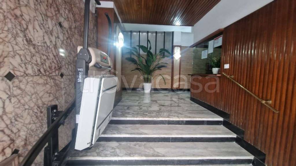 appartamento in vendita a Roma in zona Tuscolano