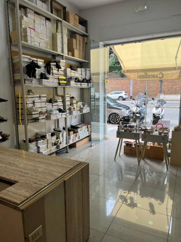 casa indipendente in vendita a Roma in zona Esquilino