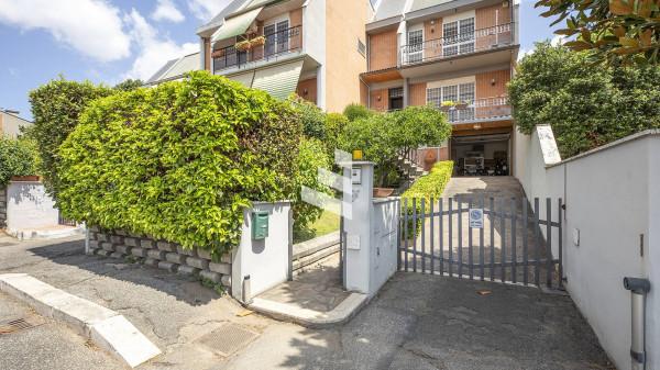 casa indipendente in vendita a Roma