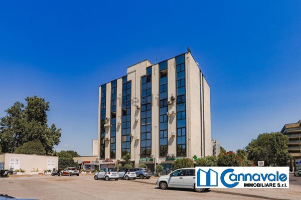 appartamento in vendita a Roma in zona Dragoncello