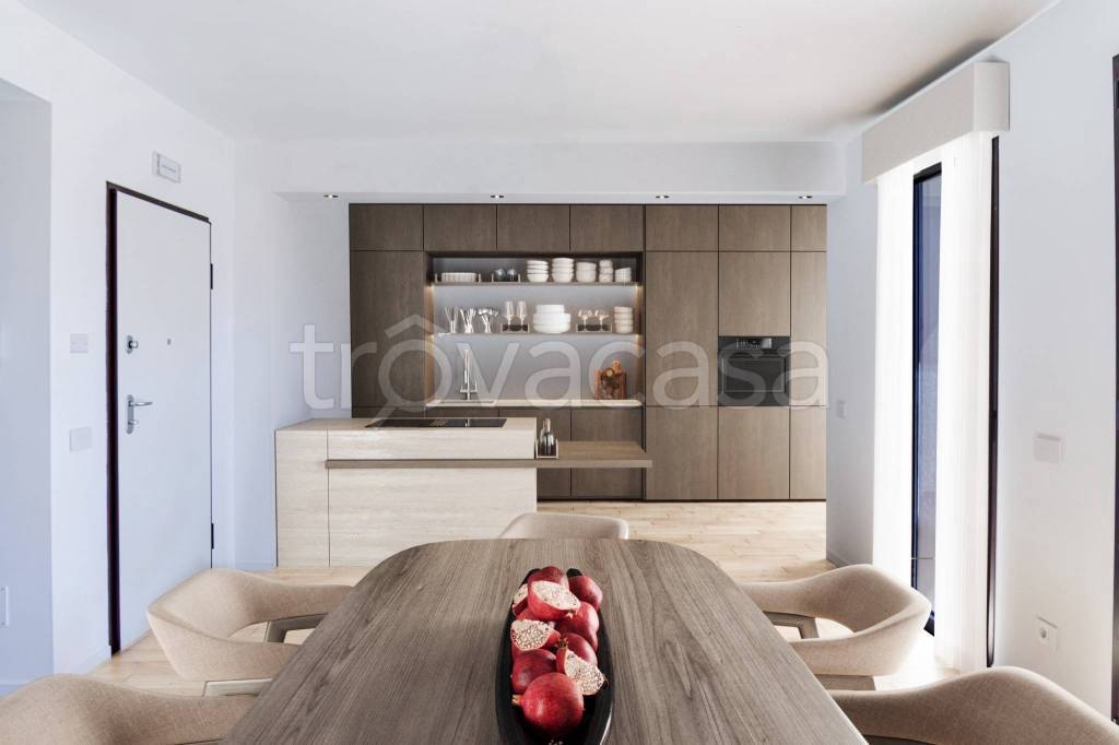appartamento in vendita a Roma in zona Tor di Quinto