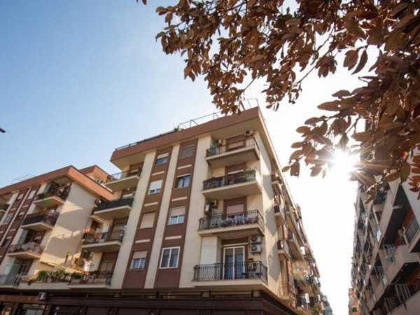 appartamento in vendita a Roma in zona Ostia