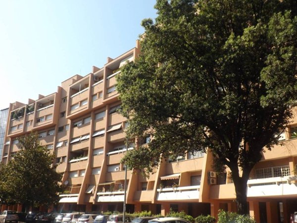 ufficio in vendita a Roma in zona Giuliano Dalmata