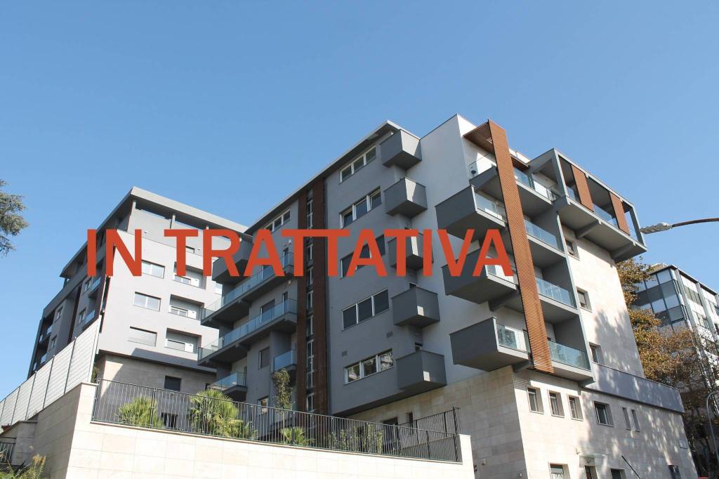 appartamento in vendita a Roma in zona EUR