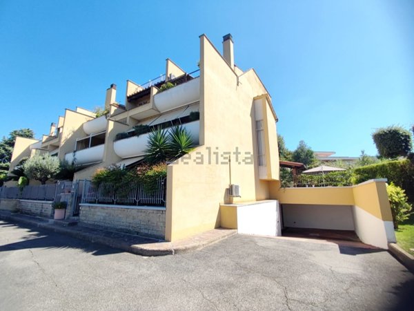 casa indipendente in vendita a Roma in zona Aurelio