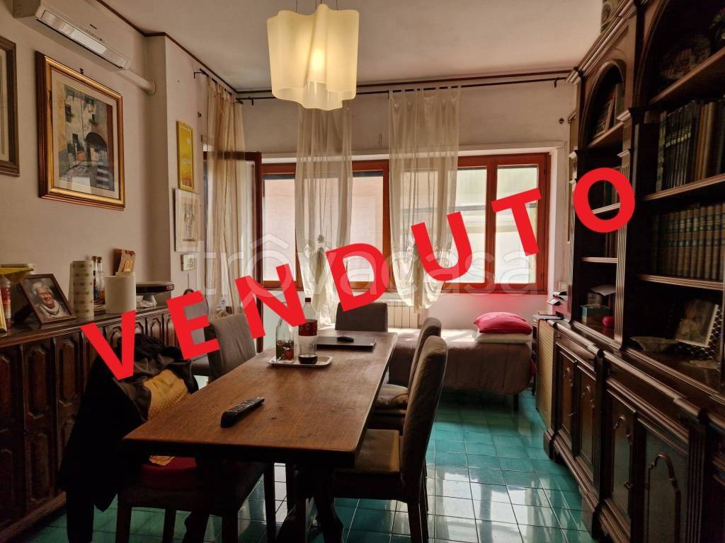 appartamento in vendita a Roma in zona Ostia