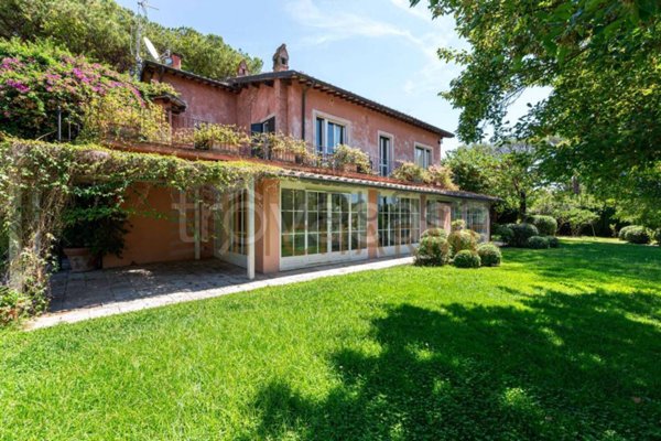 casa indipendente in vendita a Roma in zona Centro Storico