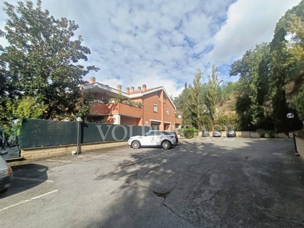 appartamento in vendita a Roma in zona Prima Porta